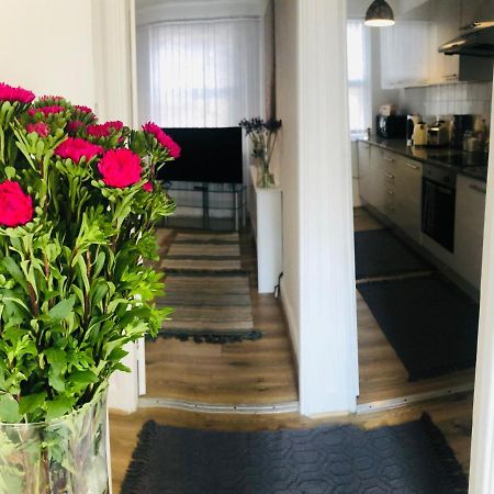 Апартаменты Super Location 2, 1Min Metro 10 Min From Camden Лондон Экстерьер фото